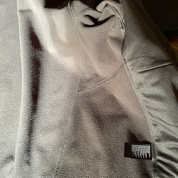 The North Face Shell Jacket - Picture 6 of 8